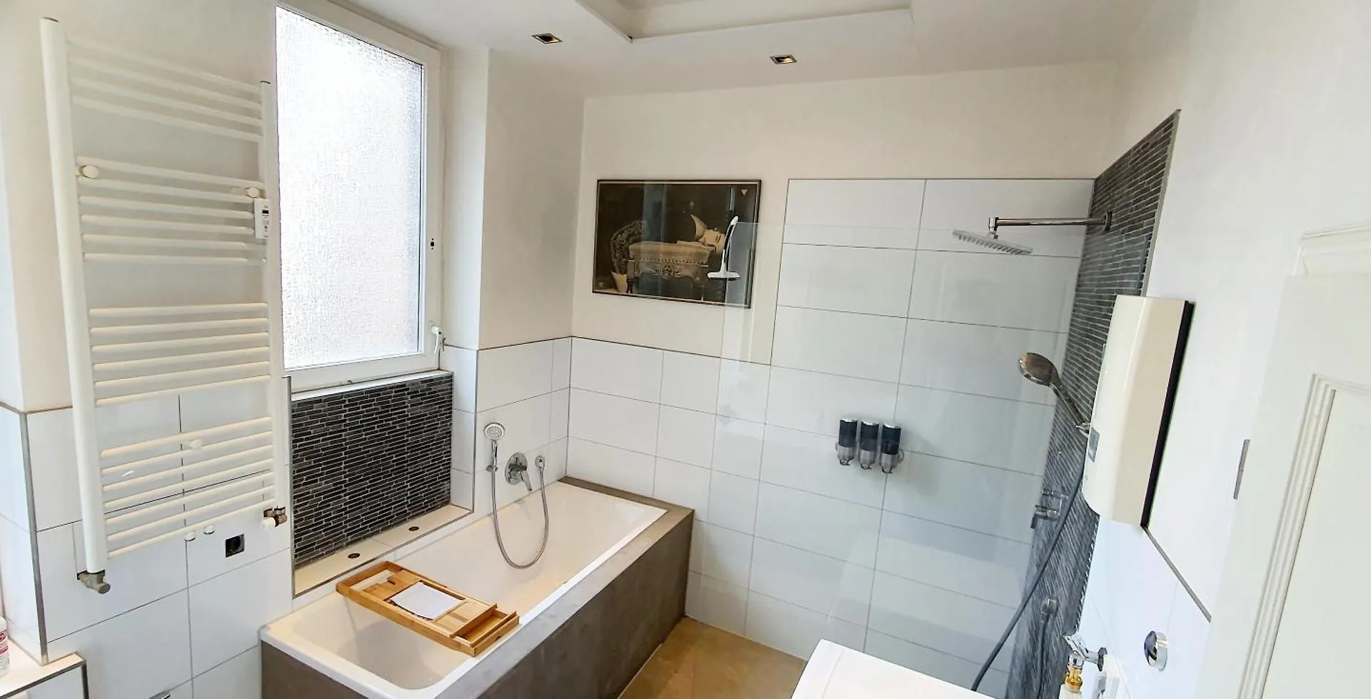 Privatunterkunft Helles Zimmer Mit Kingsize-Bett City Airport City Airport Mannheim Deutschland